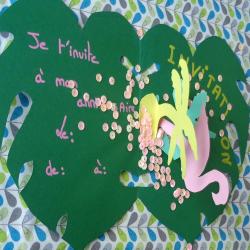 tuto pour bricoler avec les enfants une carte d'invitation pop-up sur le thème tropicale