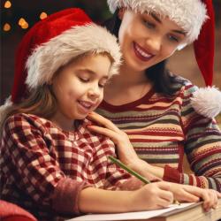 Dans notre dossier spécial "Lettre au père noël", vous retrouverez des conseils pour écrire une belle lettre au père Noël, du papier à lettre, des enveloppes ou des timbres magiques à imprimer gratuit