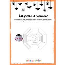 Voici un labyrinthe d'Halloween. Un jeu Halloween à imprimer gratuitement. Page 3