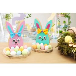 Lapins et mini œufs de Pâques