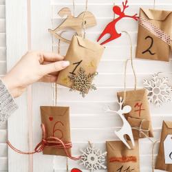 Des calendriers de l'Avent et de Noël à fabriquer pour la plus grande joie de votre enfant. Des idées de bricolage simples pour fabriquer soi-même un Calendrier de l'Avent. Les enfants peuvent partici