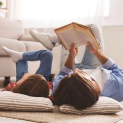 lecture - mot du glossaire Tête à modeler. Définition et activités associées au mot lecture.