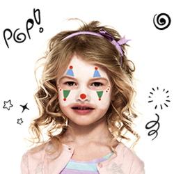 Maquillage du fou du roi avec Snazaroo