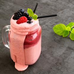 Milk-shake aux petits suisses fraise