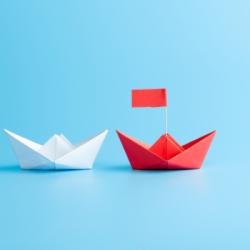 Comment faire un bateau en papier origami ? Voici les explications qui vous aideront à fabriquer un bateau en papier origami simple. C'est un pliage que les enfants aiment et qui est très facile à réa
