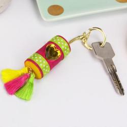 Tous les bricolages pour fabriquer ou personnaliser des porte-clés avec les enfants. Retrouvez toutes les idées de bricolage pour que les enfants puissent réaliser de beaux porte-clés pour eux-même, p