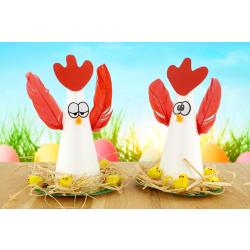 Poule de Pâques avec ses petits