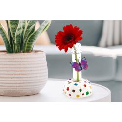 Retrouvez un tuto pour faire un joli soliflore en pâte à modeler avec les enfants