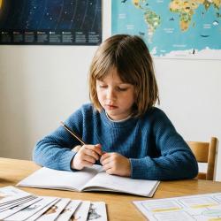 Pour aider votre enfant à apprendre, c'est important d'utiliser à la fois des supports simples, clairs et adapté.