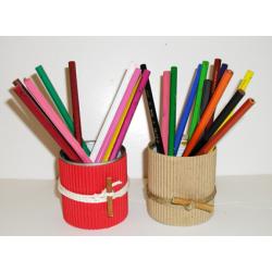 Fabriquer un pot à crayons carton ondulé