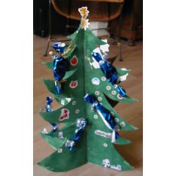 Un calendrier de l'Avent avec un sapin en 3D à personnaliser