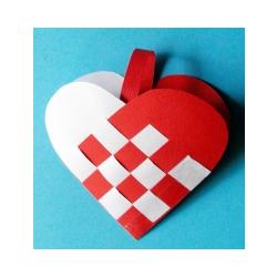 Fabriquer un coeur noël tressé simple