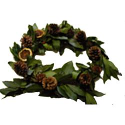 Une couronne de Noël avec du fil de fer