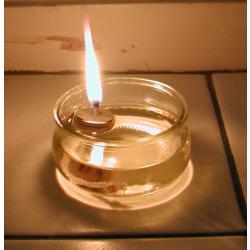 Fabriquer une lampe à huile toute simple pour le jardin