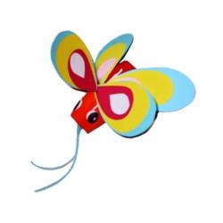 Papillon en pot de plastique
