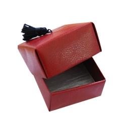 Pour ranger des petits éléments ou emballer rapidement un cadeau, la boîte en origami est un best des modèles d'origami ! Découvrez nos tutos et nos explications pas à pas pour réalisez vous aussi de 
