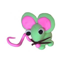 Une souris verte en pâte à modeler