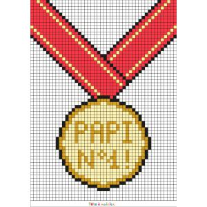 Voici un modèle de Pixel Art à imprimer gratuitement afin de l'offrir à papi pour la Fête des grands pères. Il aura ainsi une belle médaille pour montrer que c'est le meilleur papi. Il vous suffira de
