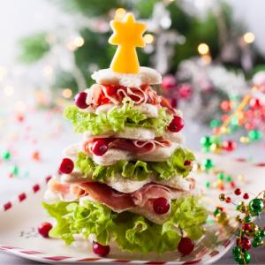 Retrouvez des apéritifs de Noël trop mignonnes qui vont plaire aux enfants pendant les fêtes