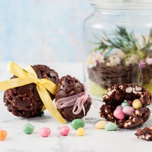 Oeuf de Pâques surprise en chocolat