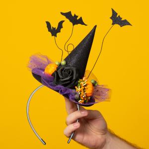 chapeau de sorcière noir et orange