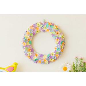 Couronne de fleurs printanières