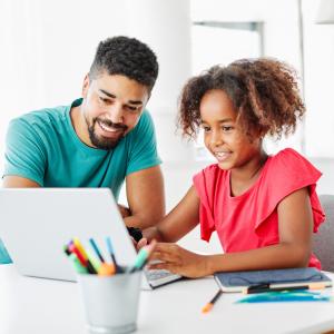 Retrouvez les exercices en ligne gratuits de Pass éducation et aidez vos enfants à apprendre tout en s’amusant.