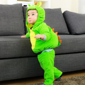 Vous cherchez une idée de déguisement dinosaure pour votre enfant ? Voici sans plus attendre notre sélection et nos de déguisements avec des pyjamas, des dinosaures gonflables et des adorables barbote