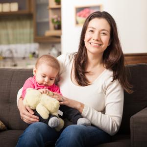 Vous avez besoin d’une baby-sitter rapidement ? Mais entre le travail, les trajets et les activités des enfants, le temps vous manque. La bonne nouvelle, c’est qu’il est aujourd’hui possible de réserv