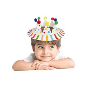 Un tuto pour apprendre à fabriquer une couronne en assiette. Une activité facile à réaliser par les enfants