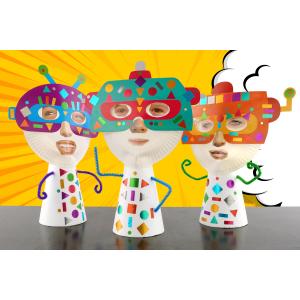 Retrouvez un tuto pour fabriquer un super héro facilement avec une assiette en carton et un masque. Une activité facile pour les enfants.