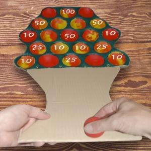 Jeu de la pomme dans l'arbre