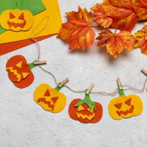 ? Une guirlande en citrouille en feutrine | Tuto Halloween | Tête à modeler