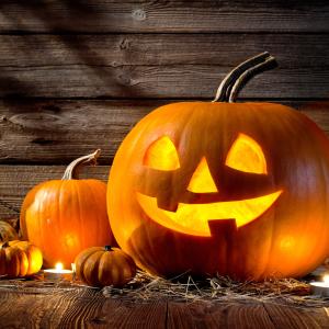 Légende de Jack o lantern : Halloween est aussi l'occasion de donner à votre enfant l'envie de lire. Découvrez l'histoire et la légende du personnage d'Halloween. Une histoire à imprimer et à lire (à