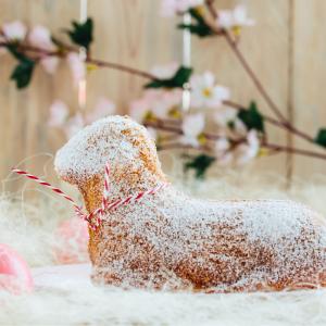 Le lamala de Pâques est une spécialité alsacienne. Une pâtisserie en forme de petite agneau.