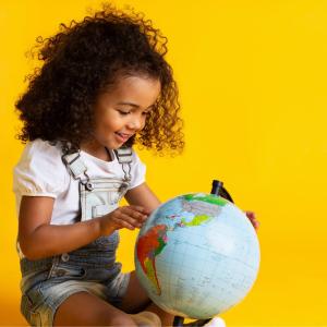 L'article 29 de la Convention internationale des droits de l'enfant précise bien que l'éducation doit viser à favoriser : ?	L'épanouissement de la personnalité de l'enfant. ?	Le développement de ses d