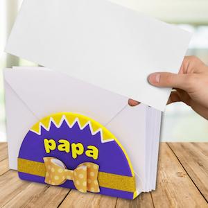 Decouvrez comment realiser ce super range courrier noeud papillon a personnaliser DIY. C'est une très bonne idee de cadeau pour la fete des peres ou pour offrir a noel a son papa adore. C'est une acti