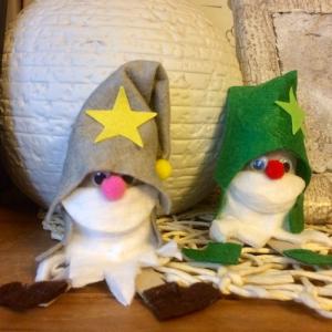 Découvrez comme realiser un bricolage de lutin de noel en recup diy. Ces jolis petits lutins sont parfaits à réaliser avec les enfants pour Noel et ne necessitent que peu de materiel !