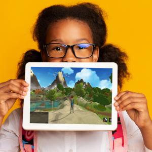 My Sphère est un jeu pédagogique pour les enfants de CP jusqu’en 6ème. Un jeu ludique, qui se joue seul ou en équipe, et qui allie parfaitement les jeux vidéo pédagogiques et le savoir.