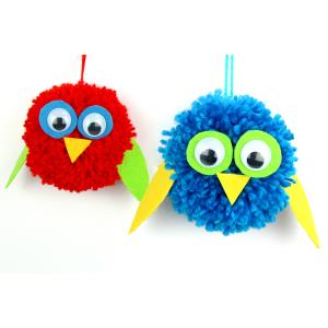Aujourd'hui on vous présente une activité facile à faire avec les enfants ! Pour fabriquer ces petits oiseaux mignons et colorés rien de plus simple : nous allons utiliser un peu de laine,
