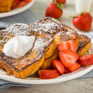 Pain perdu fraise chantilly