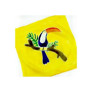 Retrouvez un tuto pour vous initier facilement à la peinture sur soie en personnalisatn un foulard facilement.