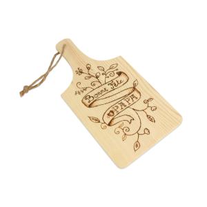 Pour la fête des papas, offrez une planche à découper unique et personnalisée puisque c'est vous même qui allez la graver avec un pyrograveur !Un cadeau pratique et utile pour cuisiner ou tout sim