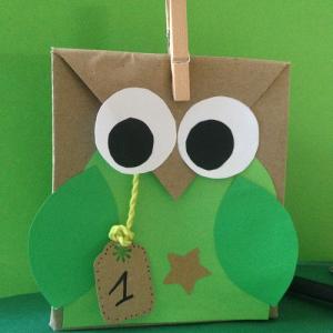 Tuto pour apprendre à fabriquer des pochettes hiboux en kraft