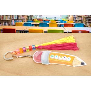 Porte-clés crayon et pompons