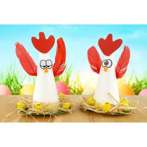 Poule de Pâques avec ses petits