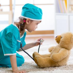 Santé des enfants et de la famille : Cette rubrique propose des conseils sur la santé enfant, l'alimentation, les vaccinations, le soleil. Les fiches de synthèses aideront les parents à répondre aux q