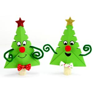 Sapin de Noël rigolo en papier