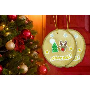 Découvrez un tutoriel de Noël pour les enfants dès l'âge de 3 ans. Nous allons fabriquer ensemble des suspensions rondins de bois à accrocher dans le sapin de Noël. Un bricolage facile et rapide