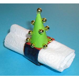Réliser un anneau de serviette sapin